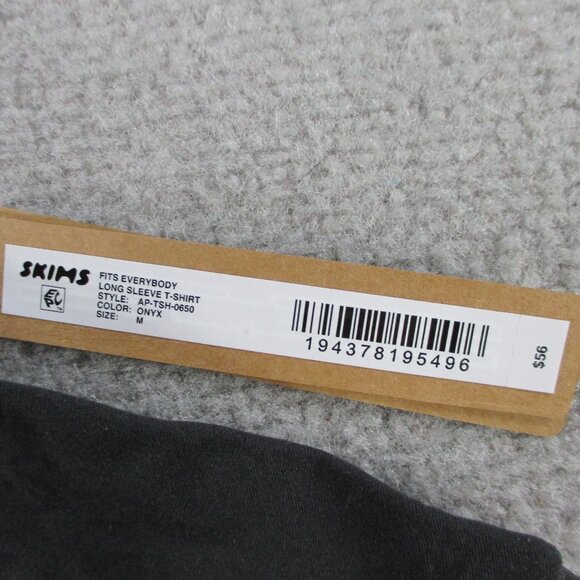 SKIMS Fits Everybody Long Sleeve T Shirt Womens Medium Onyx Black Stretch NWT - Picture 8 of 9